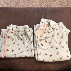 SweetHoney Christmas Lounge for Mom. Small.